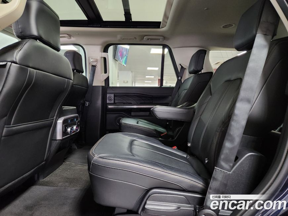 Ford Expedition Platinum 4WD (04.2021)