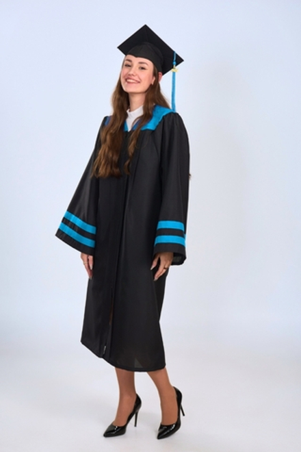 Мантия выпускника “Стандарт плюс”- голубые вставки