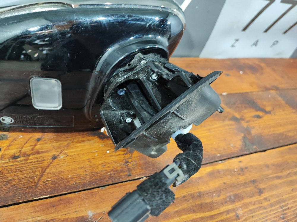 Зеркало правое 11 PIN Kia Stinger (CK) 17-22 Б/У Оригинал