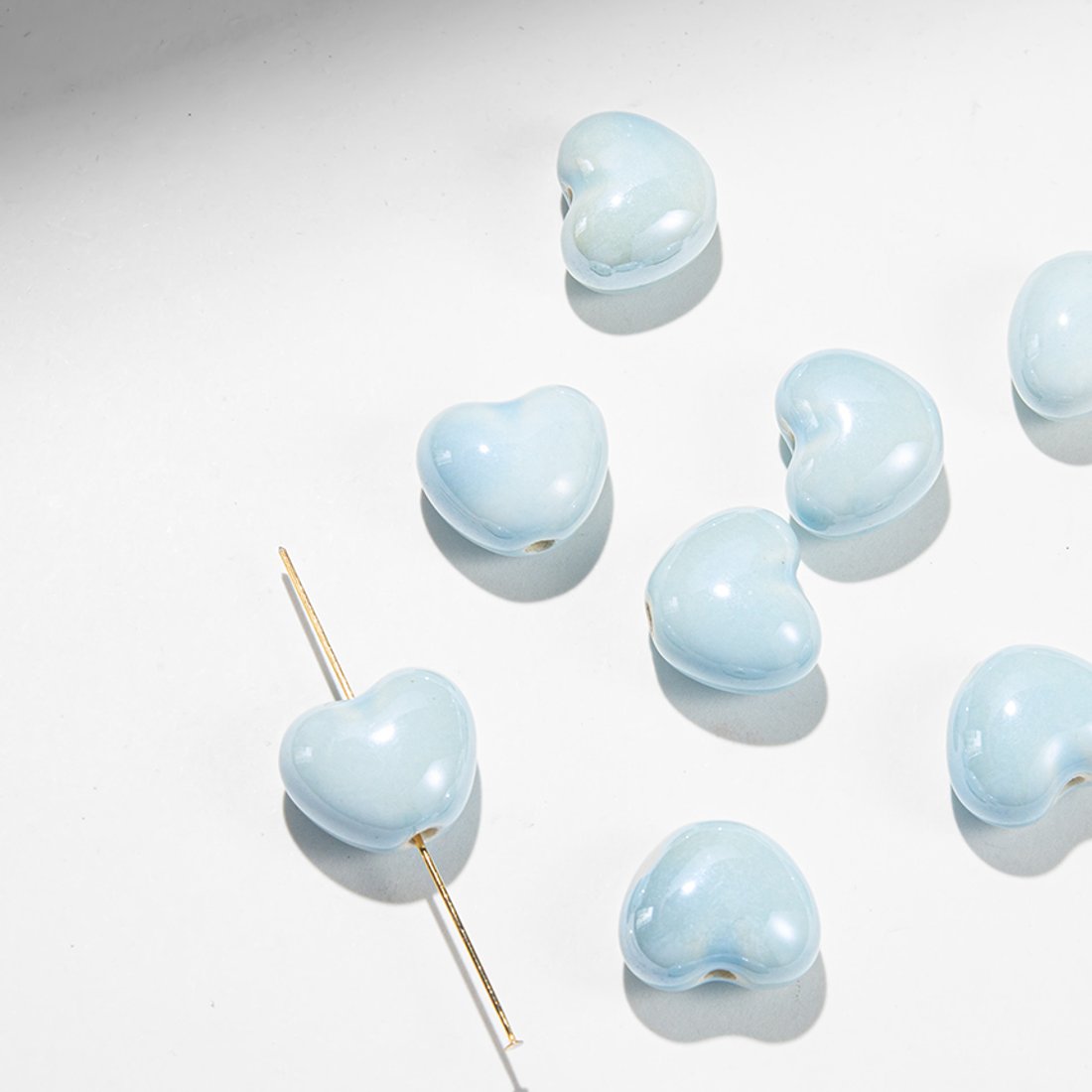 Бусина в форме сердца, 14,5*17,3мм, голубая, глазурированный фарфор