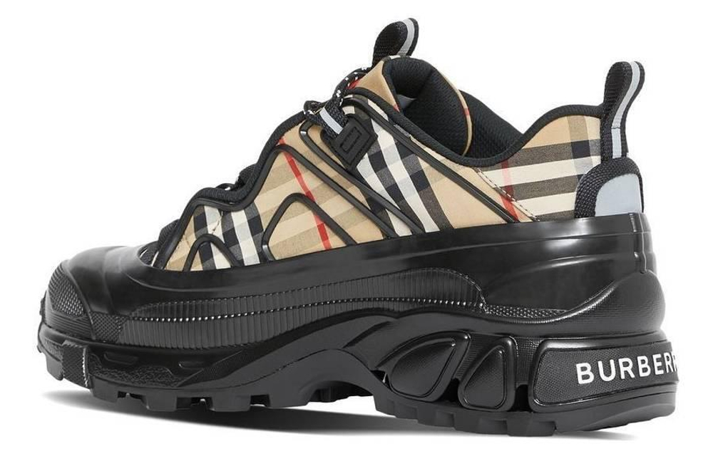 Burberry Arthur