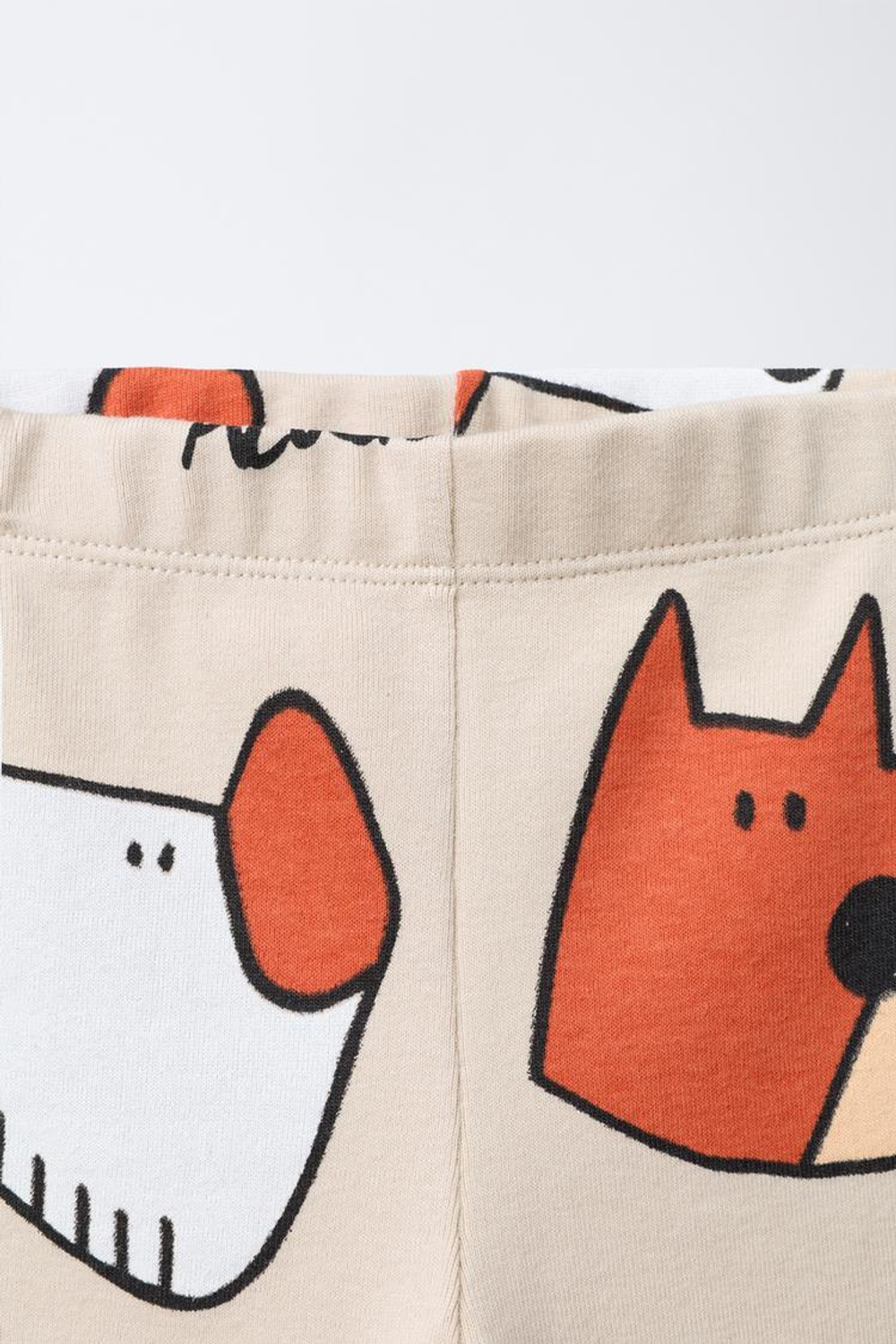 ZARA ЛЕГИНСЫ С ПРИНТОМ «СОБАЧКИ», СВЕТЛО-БЕЖЕВЫЙ