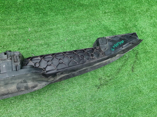 Воздуховод радиаторов нижний BMW X5 G05 (18-23)