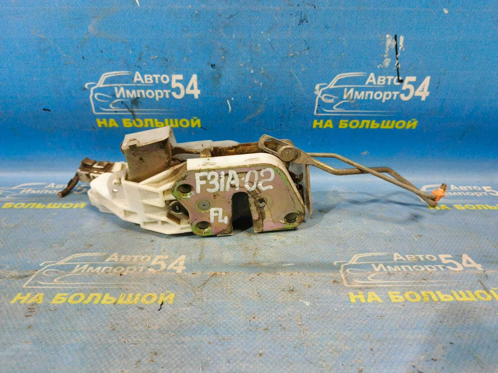 Замок двери передней левой MITSUBISHI DIAMANTE 1997