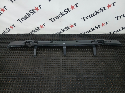 Решетка стеклоочистителя (жабо)