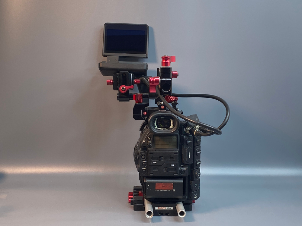 Canon EOS C300 + Zacuta rig