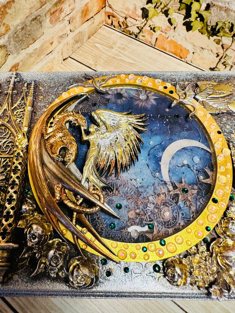 Шкатулка-комод "Дракон и ангел"