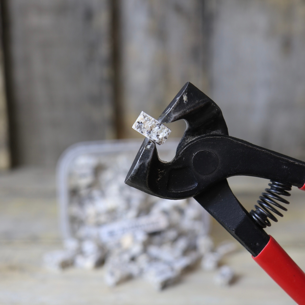 Натуральный камень колотый на модуль для мозаики