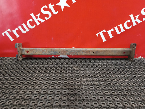 Усилитель переднего бампера