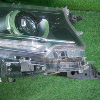 Фара правая Toyota Land Cruiser Prado 150 (2017-н.в.) LED