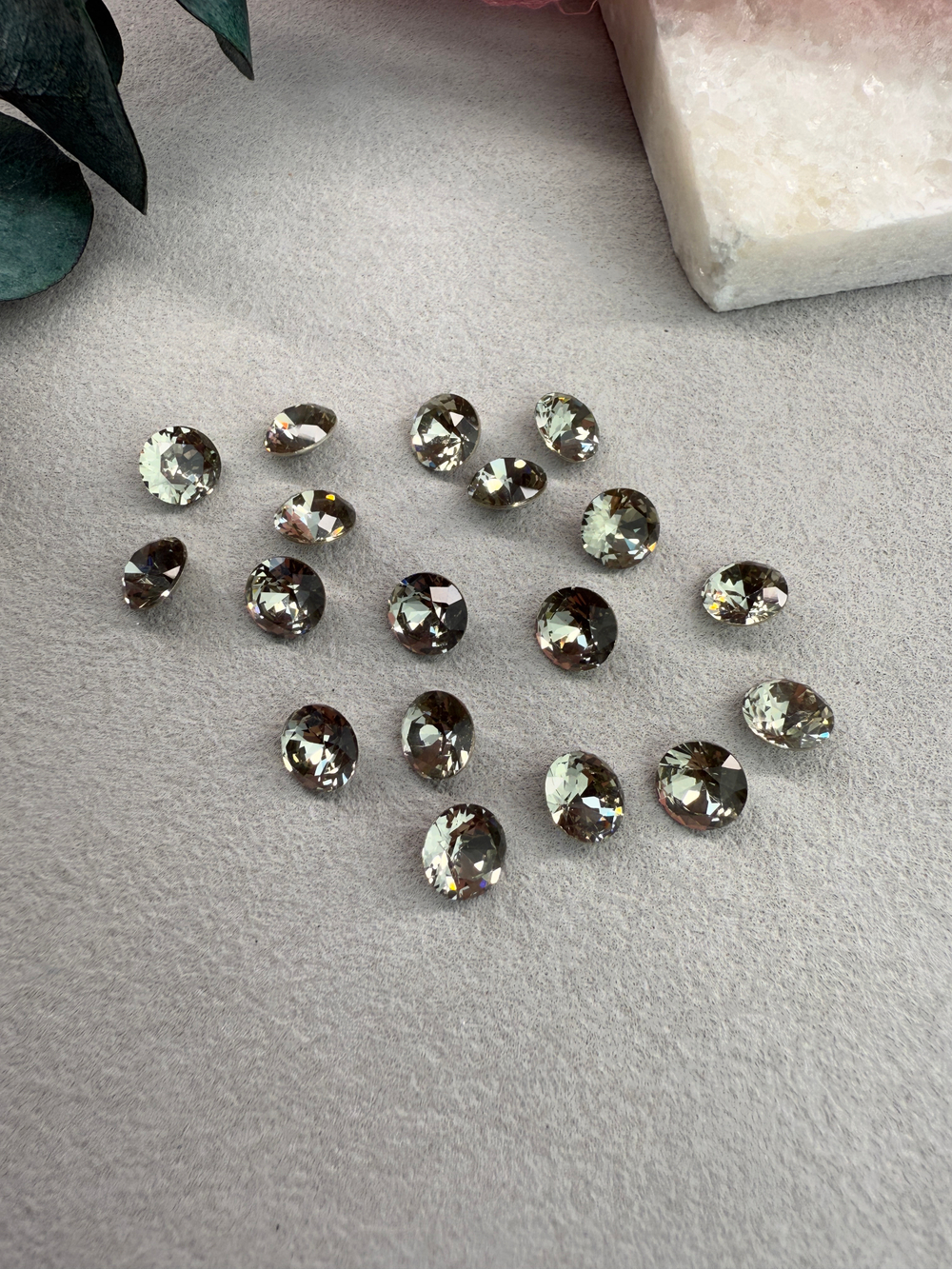 Шатон Chatone 8 мм (ss39), Black diamond