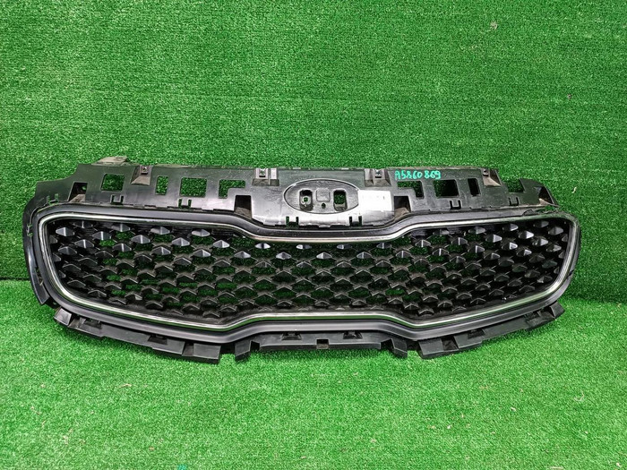 Решетка радиатора Kia Sportage 4 QL (2016-2018)