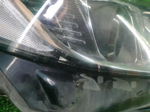Битая Фара правая Toyota Camry xv70 (2017-н.в.) LED