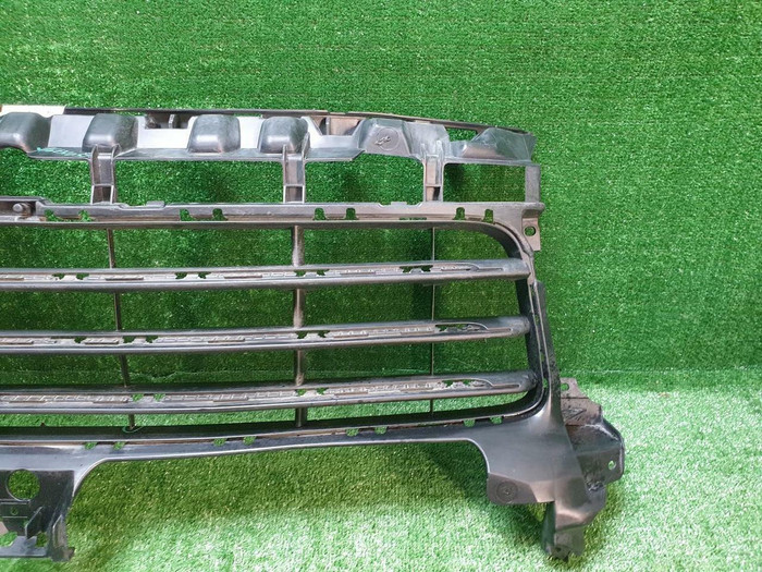 Решетка переднего бампера Porsche Cayenne 3 17-23