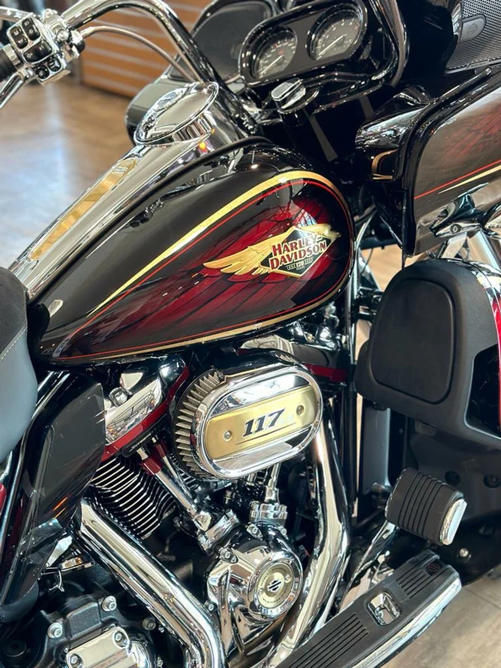 Harley-Davidson CVO Road Glide Limited, 2023 ANNV