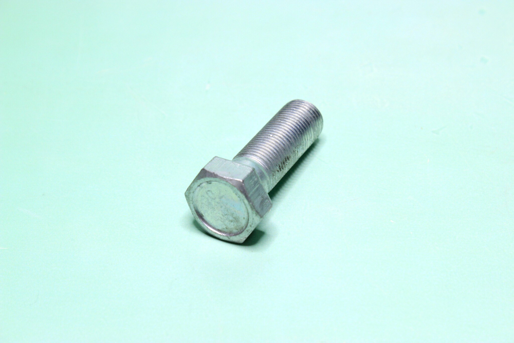 Болт М16х1,5х50