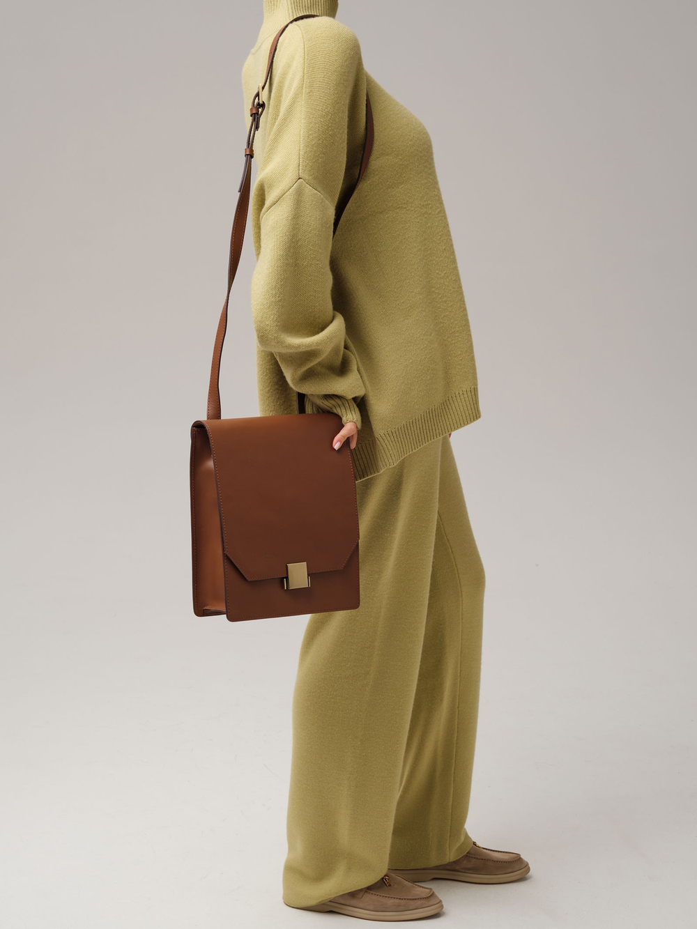 Сумка Deboro 30556 темный орех