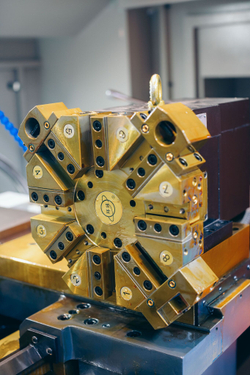 Токарный станок с ЧПУ B-Power CAK6150/1000 7.5 WP1