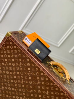Louis Vuitton Victorine On My Side Wallet