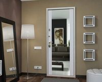 Входные двери с зеркалом