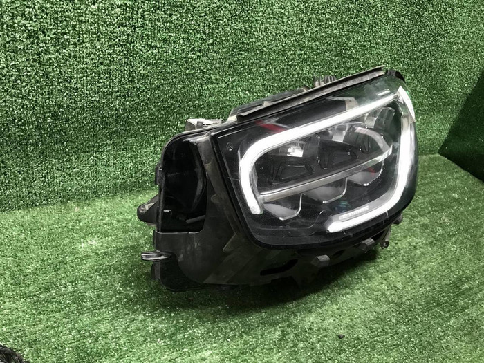 Фара левая Mercedes GLC X253 (2019-2022) LED