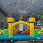 Большой надувной батут "Средневековье" 20*20*5 м