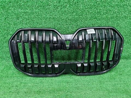 Решетка радиатора BMW 7er G70 (2022-н.в.)