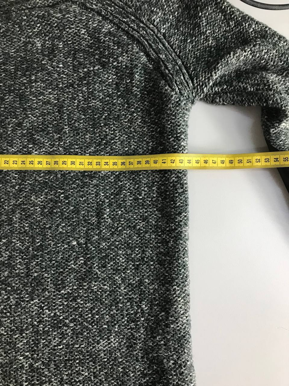 Джемпер Reserved базовый, маркировка S, визуально на 44 размер