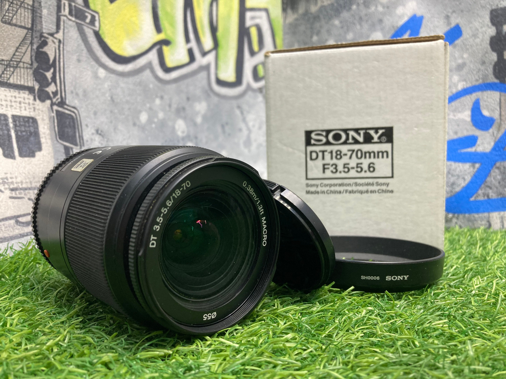 Sony DT 18-70mm 3.5-5.6