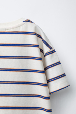 ZARA X PUKAS ФУТБОЛКА В ПОЛОСКУ С ЛОГОТИПОМ PUKAS SURF, БЕЛЫЙ