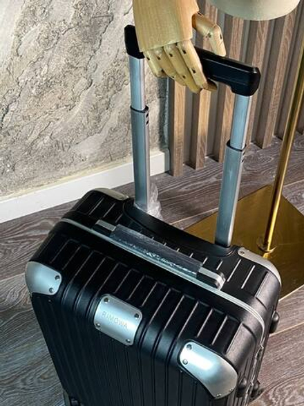 Чемодан Rimowa