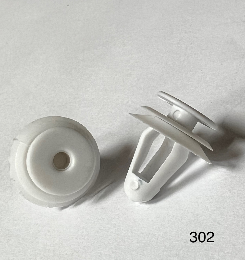 Клипса иномарка  Код- 302 (20шт/уп)