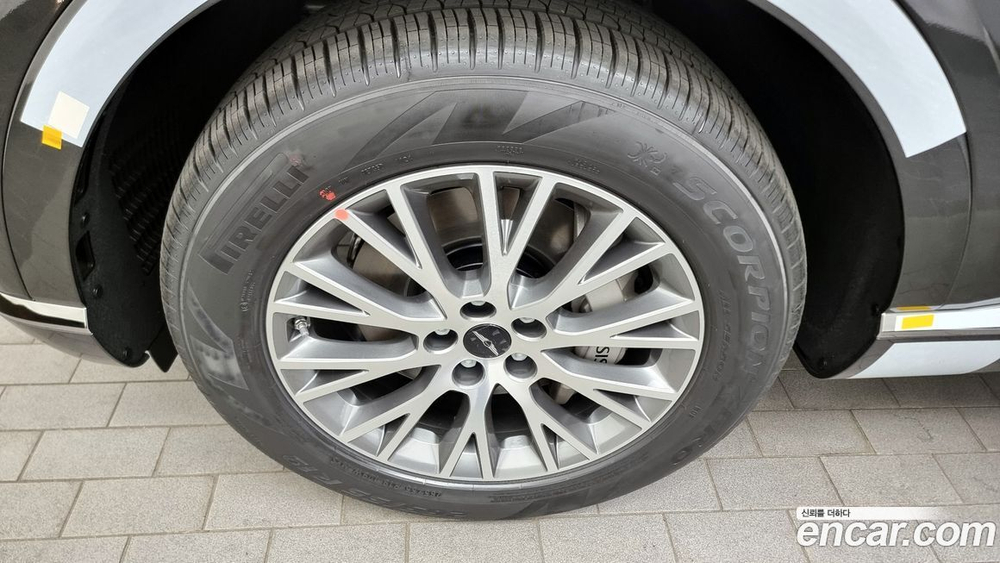 Genesis GV80 2.5T Бензин 2WD (06.2024)
