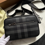 Сумка-мессенджер Burberry