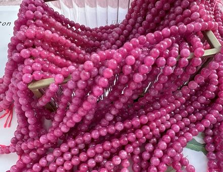 Нить бусин из тонированного кварца 6,4мм, гладкие