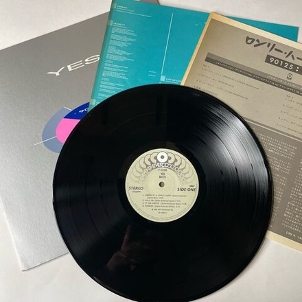 Винтажная виниловая пластинка LP Yes 90125 (Япония 1983) (Без Оби) Owner Of A Lonely Heart