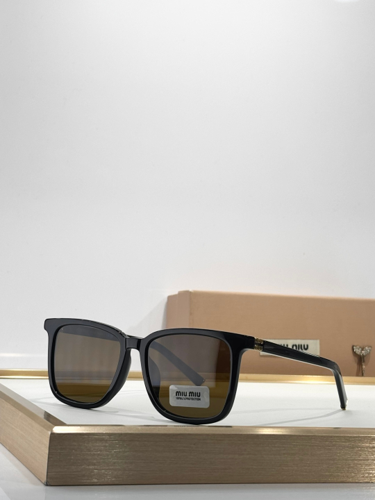 Солнцезащитные очки