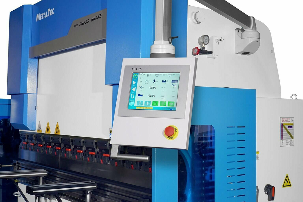Листогибочные гидравлические прессы с ЧПУ контроллером MetalTec TP10S HBM 125/3200C