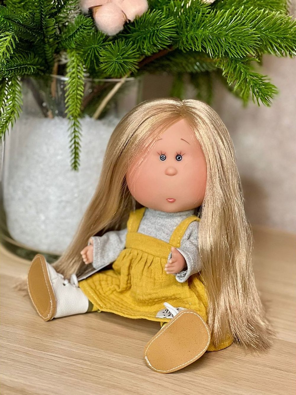 Кукла Nines виниловая 30см MIA в пакете (1115M1)