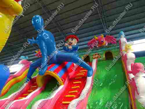 Коммерческий надувной батут "Звериный фестиваль" 19*10*8,5 м