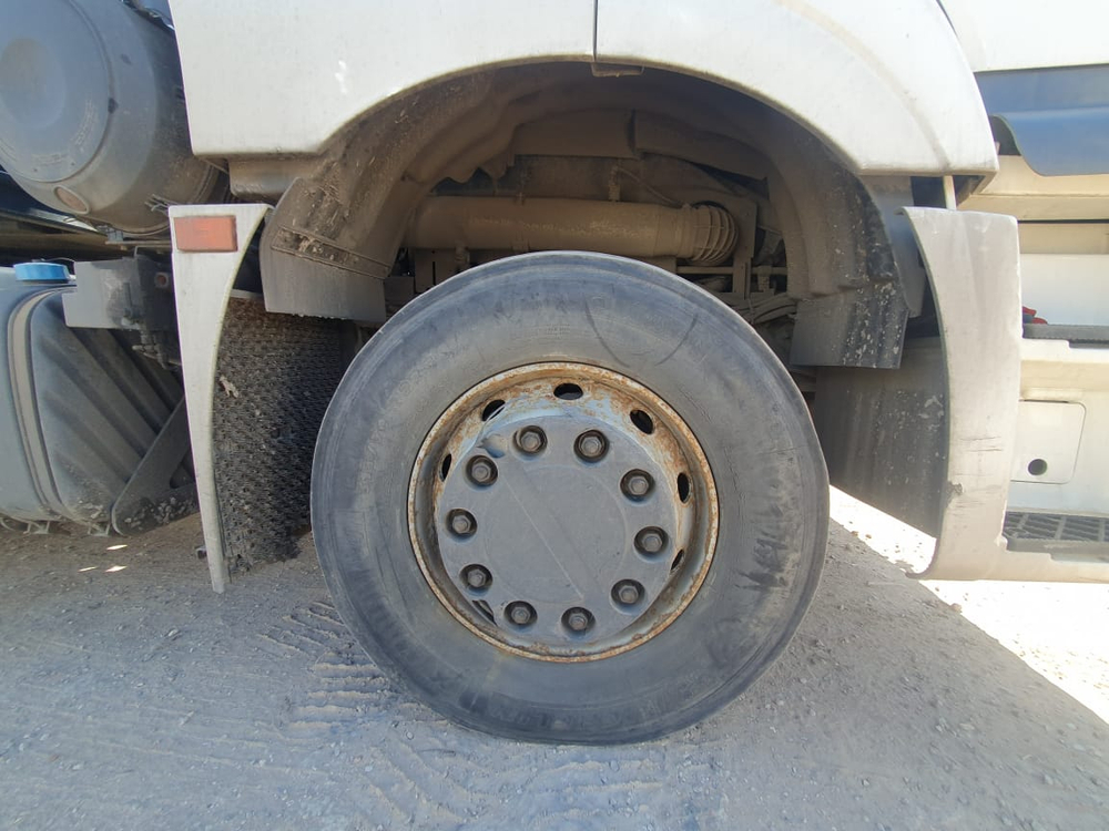 КамАЗ М1840 4x2 Седельный тягач 5490-S5 (Дизельный, 12,0 л, 401 л.с., МТ)