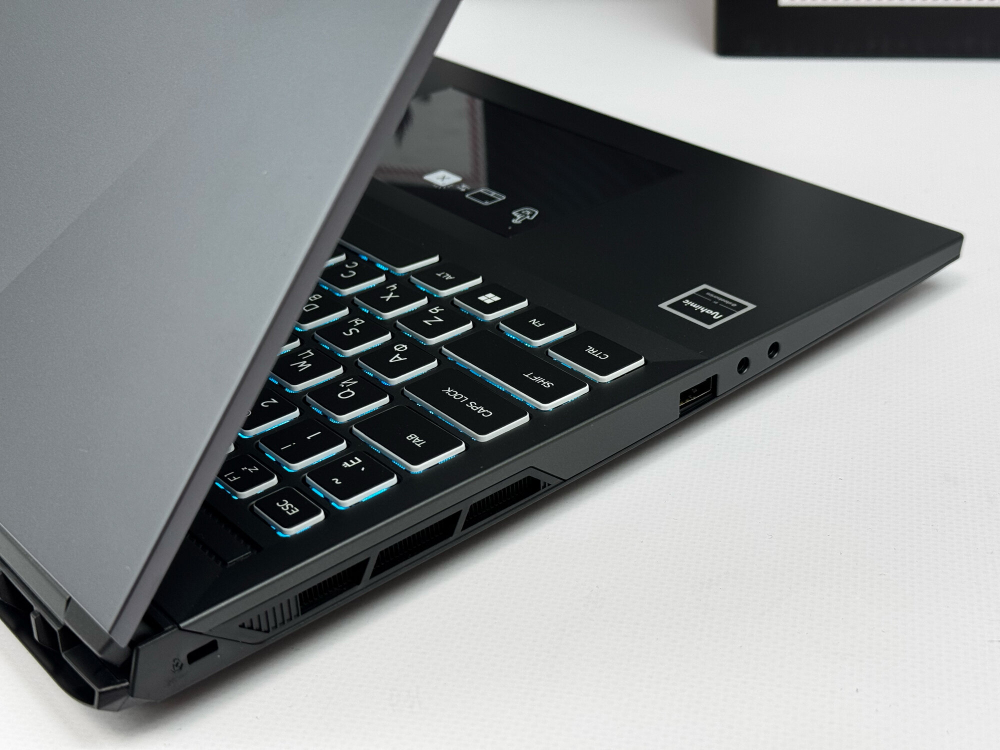 Новый ноутбук Mechrevo Intel Core i7-13700HX / RTX 4070 8GB / 16GB / 1TB / 2.5K / 240Hz / Win11 / RU-EN клавиатура