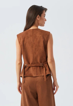 Жилет классика из замши