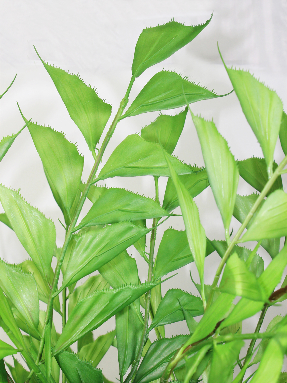Композиция из искусственных растений Зеленый офис 75см в кашпо