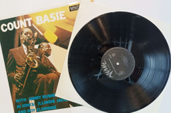 Винтажная виниловая пластинка LP Count Basie At Newport with Jimmy Rushing, Lester Young, Jo Jones, Illinois Jacquet and Roy Eldridge (France)