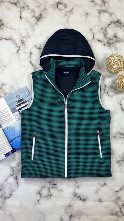 Пуховый жилет Kiton