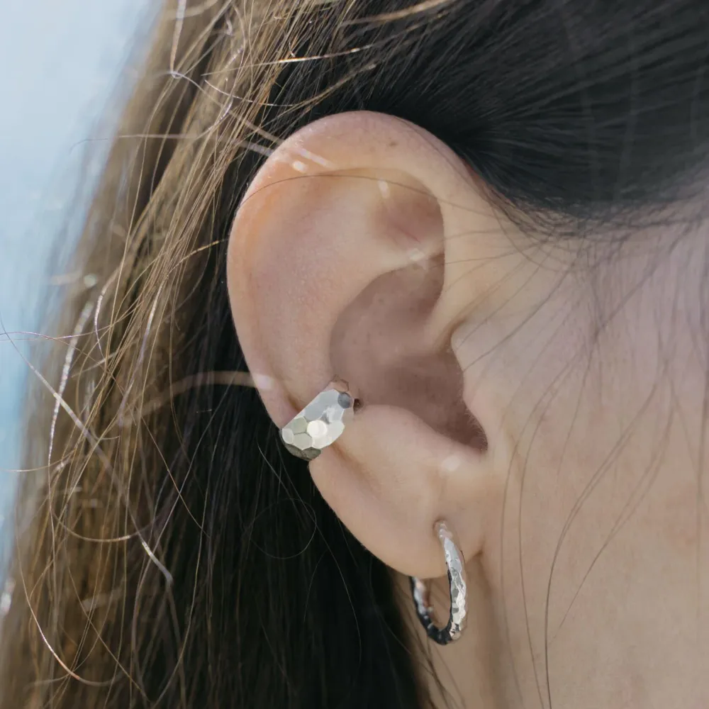 Кафф широкий, полукруглый