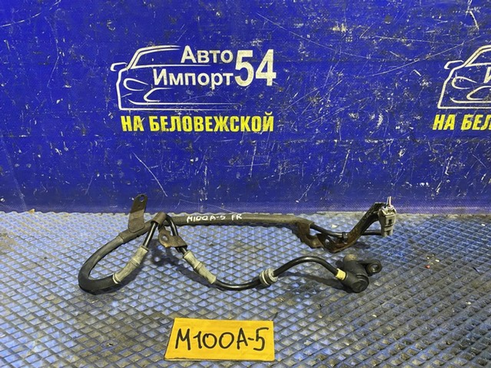 Датчик ABS передний правый TOYOTA DUET 1998-2000