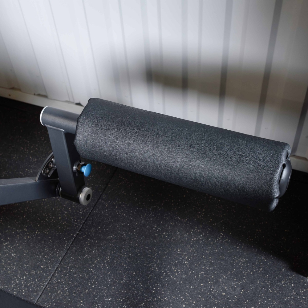 U3001D (E5001) Сгибание ног лежа. Стек 94 кг