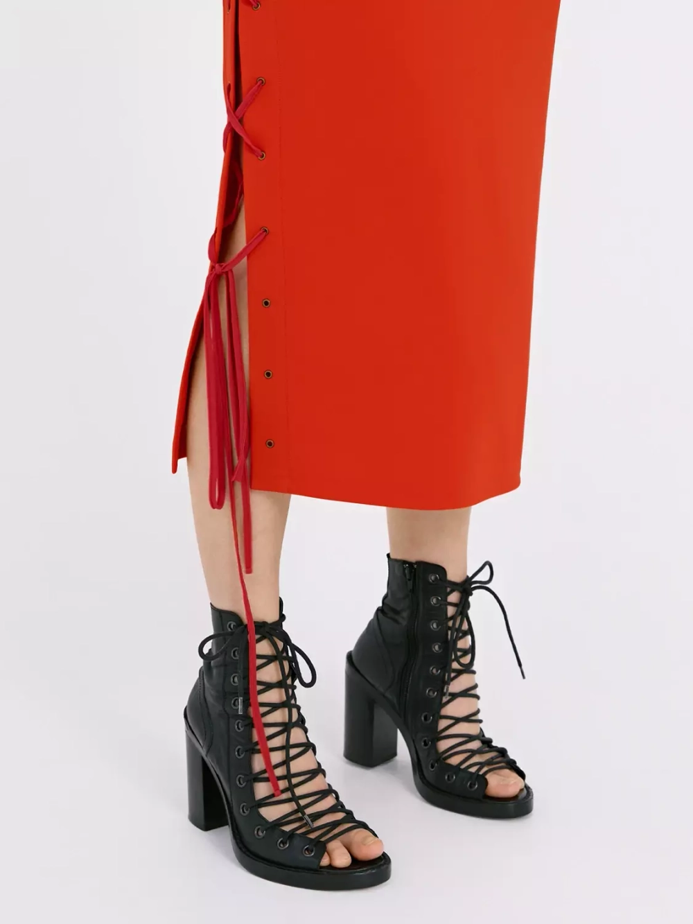 Платье  красное со шнуровкой и драпировкой OLA OLA